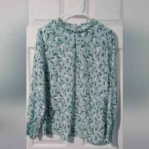 Green and White Relaxed Blouse with Peter Pan Collar